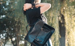 欧洲一卡二卡三卡 公司